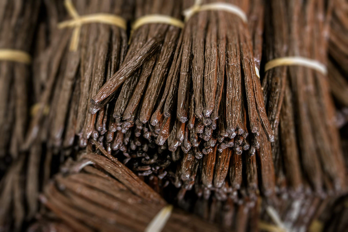 25 Organic Madagascar Vanilla Beans. Whole Grade A Vanilla Pods for Vanilla Extract and Baking-UPStoxs